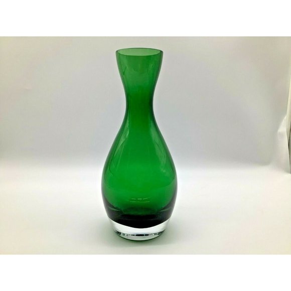 Crate and Barrel Diva Emerald Green Vase, Poland - Picture 4 of 9
